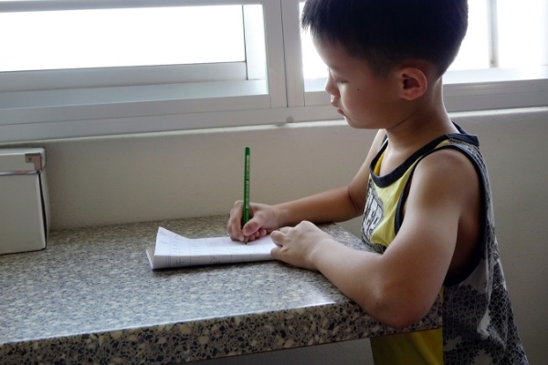 how to start writing a story tips - child creative writing