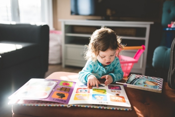 Encourage Children To Read effects of reading on child development