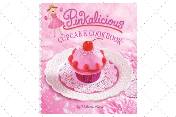 Pinkalicious Cupcake Cookbook, by Victoria Kann